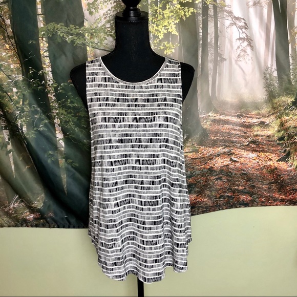 Old Navy size large black and white cute tank top - Picture 1 of 7